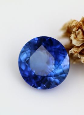 Blue Sapphire Gemstone