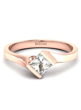 Soltaire Engagement Ring Design